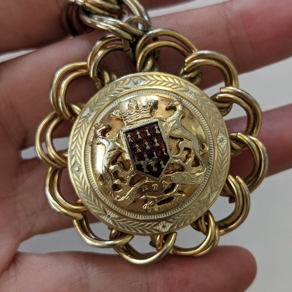 VTG GOLD TONE LARGE EUROPEAN CHARM BRACELET - Picture 9 of 13